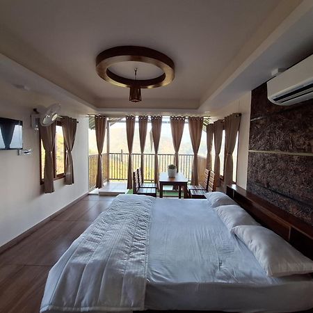 Cloudscape Homestay Pīrmed エクステリア 写真