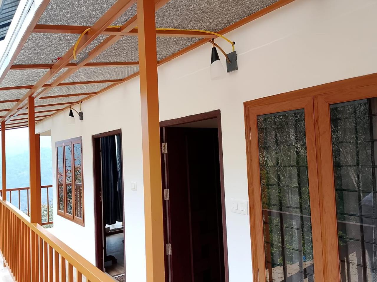 Cloudscape Homestay Pīrmed エクステリア 写真