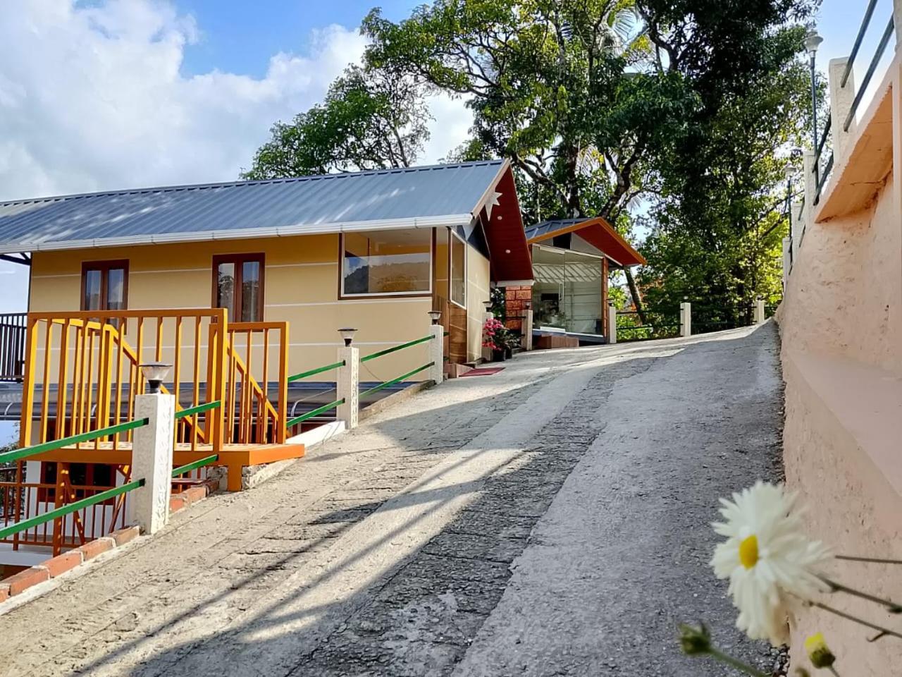 Cloudscape Homestay Pīrmed エクステリア 写真